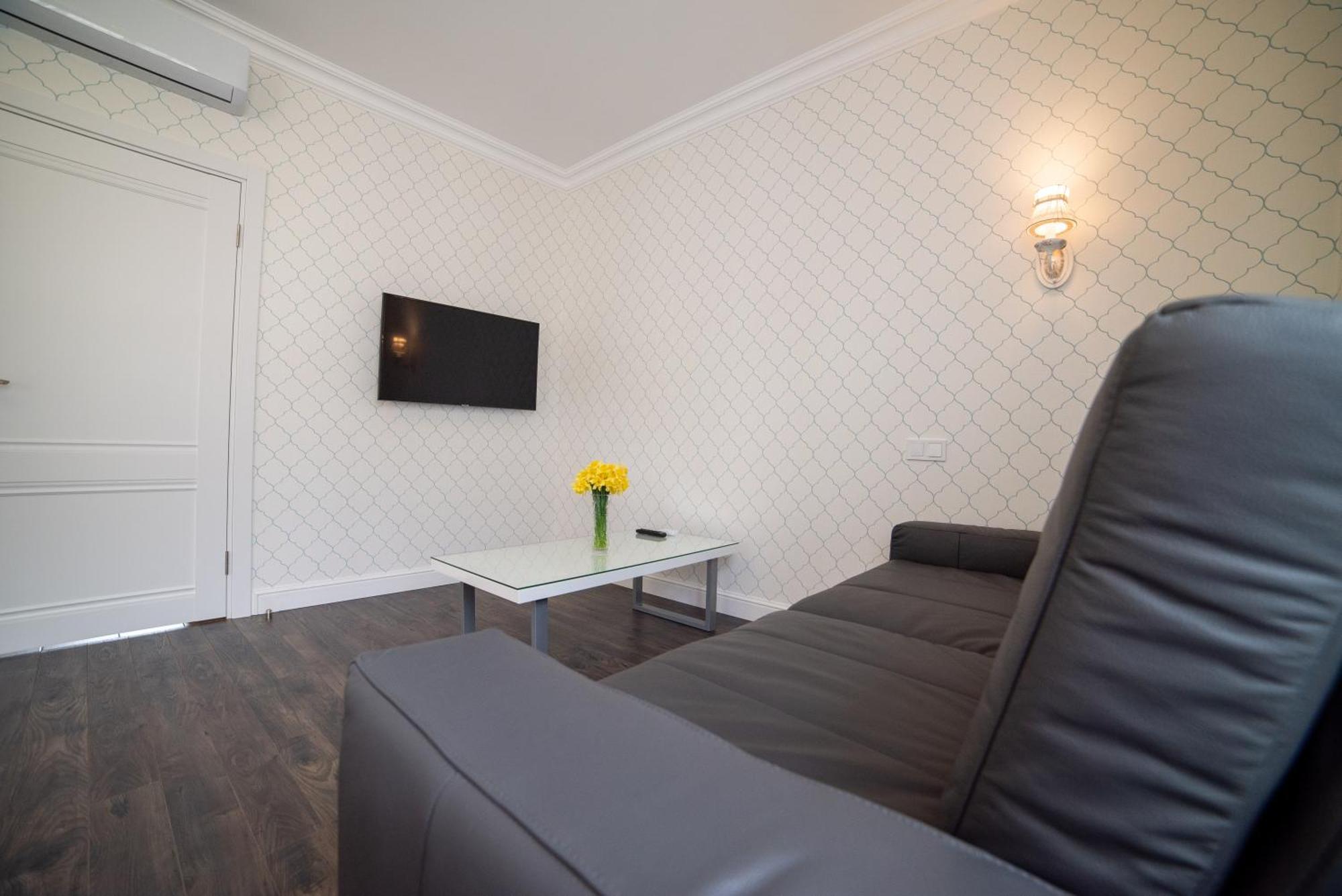 Asao-Apartments Walking Center Zone Lviv Rum bild